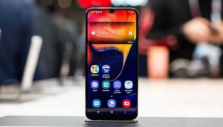 Photo of Samsung Galaxy A50 is a better choice than price